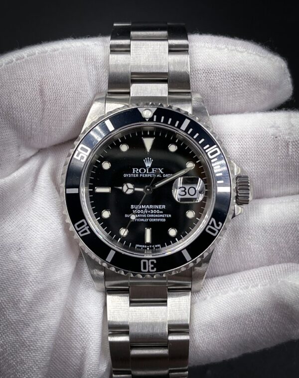 1997 Rolex Submariner Date 16610