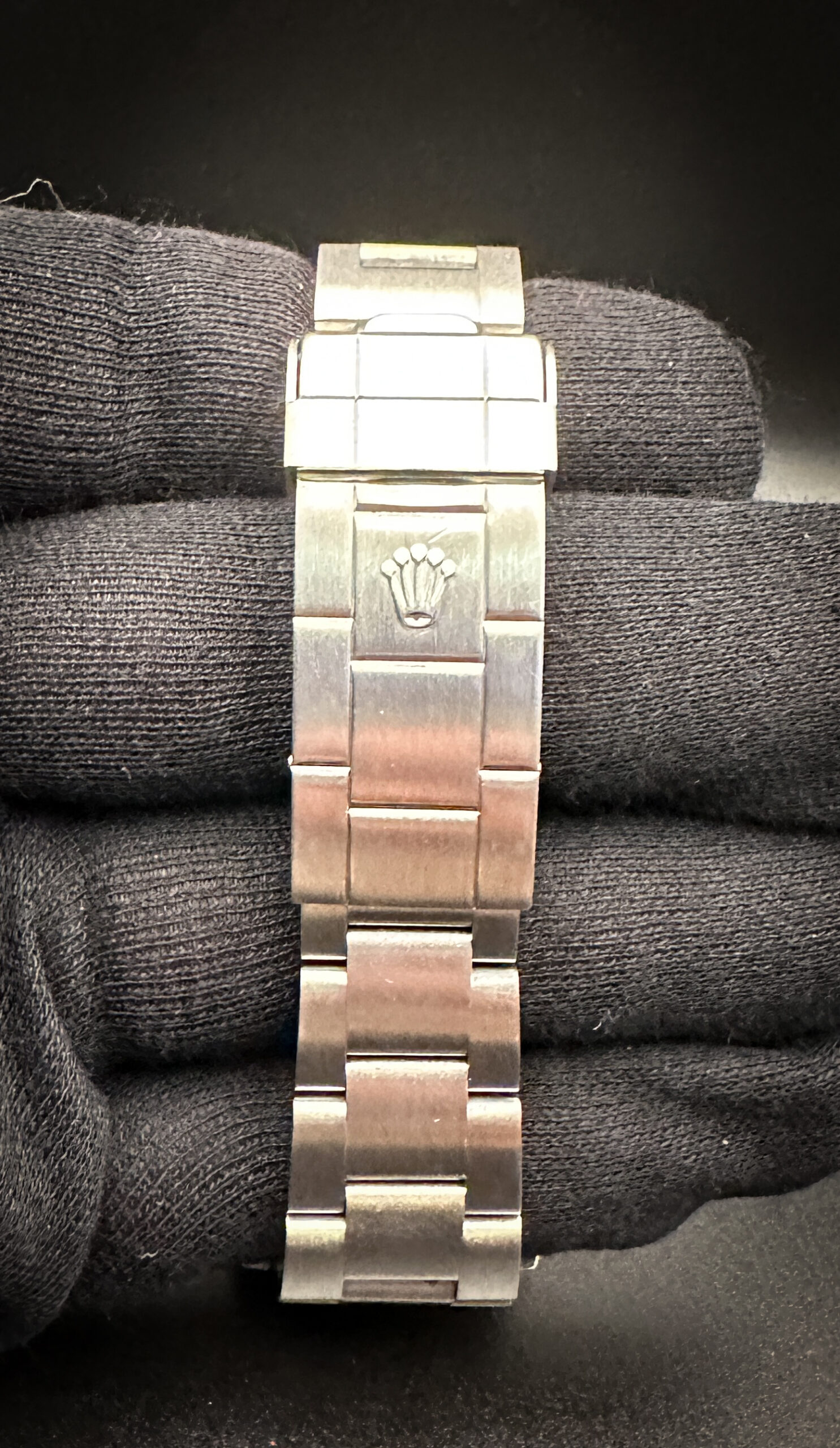 2001 Rolex Sea-Dweller 16600 - Image 9