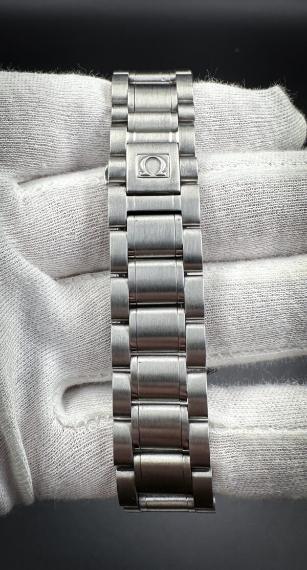 Omega Speedmaster Mk.40 - Image 6