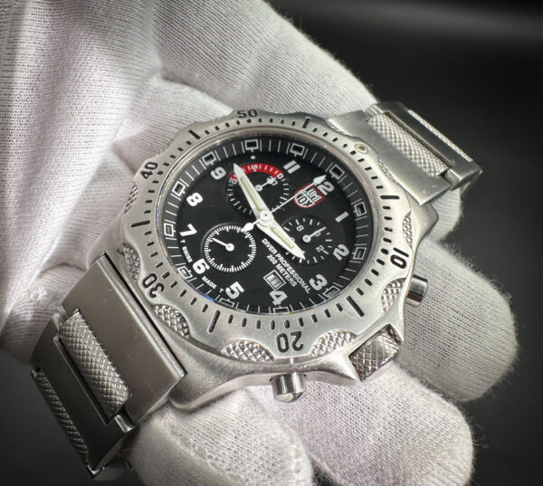 Luminox 8100 Navy Seal Evo Chronograph - Image 3