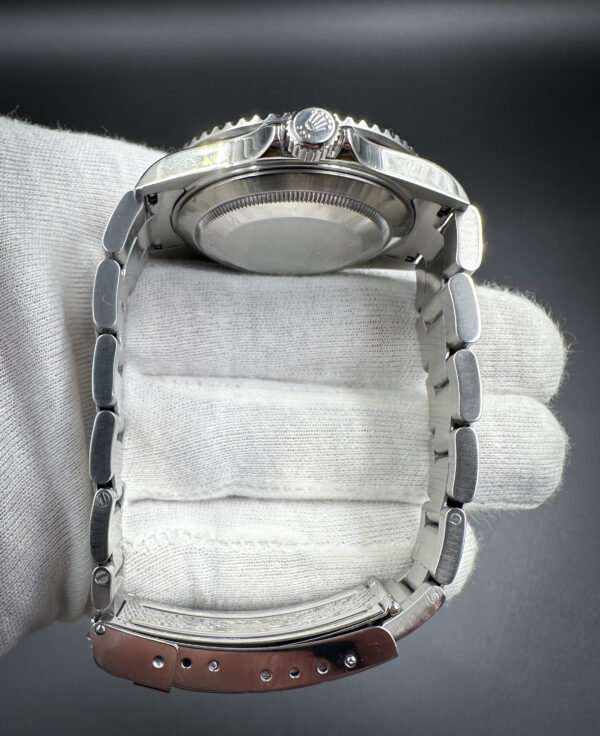 2007 Rolex Submariner Date 16610 - Image 11