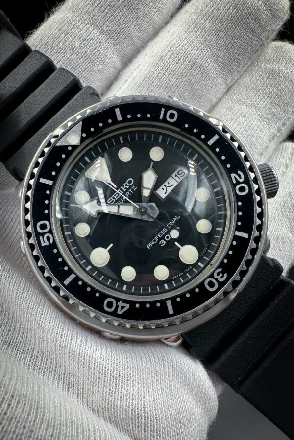 1982 Seiko Quartz Professional 300m "Tuna Can" 7549-7010 - Image 2