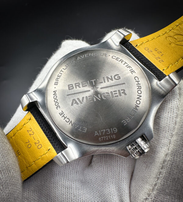 Breitling Avenger Automatic 45 Seawolf - Image 10