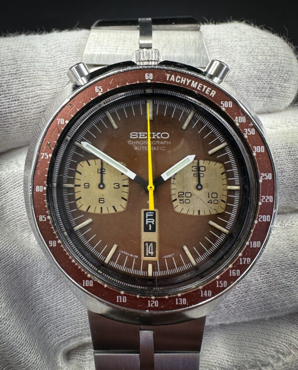Vintage 1977 Seiko Bullhead 6138-0040 in a 44m stainless steel case, featuring the Seiko 6138 automatic chronograph movement.