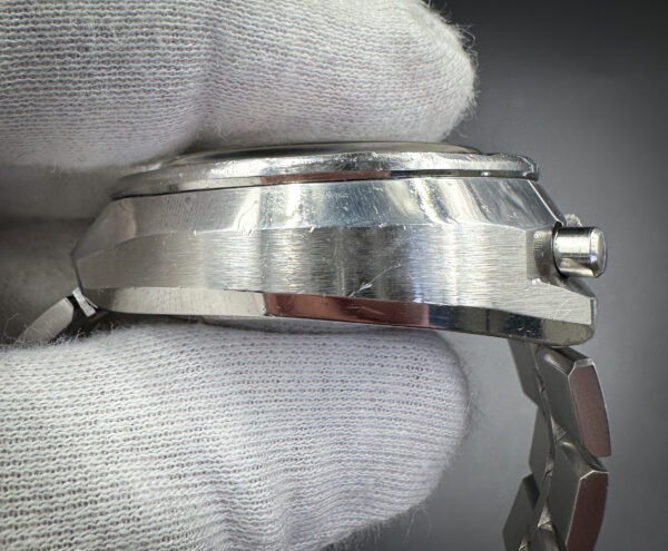 1977 Seiko Bullhead 6138-0040 Chronograph - Image 7