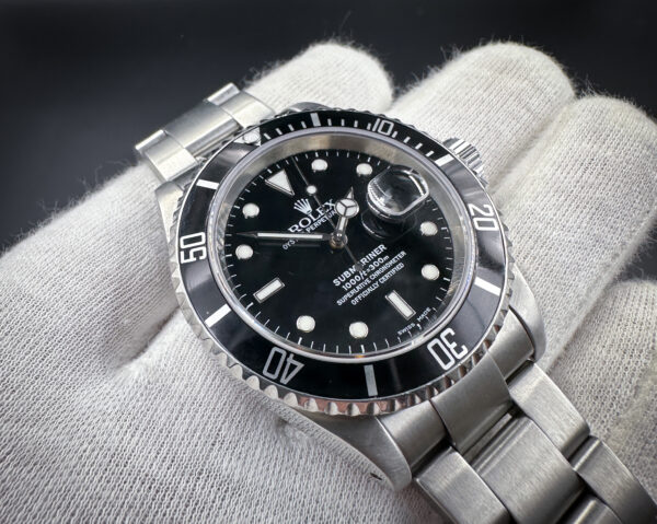2001 Rolex Submariner Date 16610 FULL KIT - Image 4