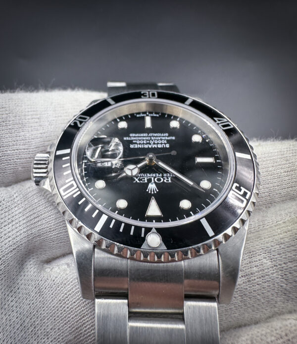2001 Rolex Submariner Date 16610 FULL KIT - Image 7