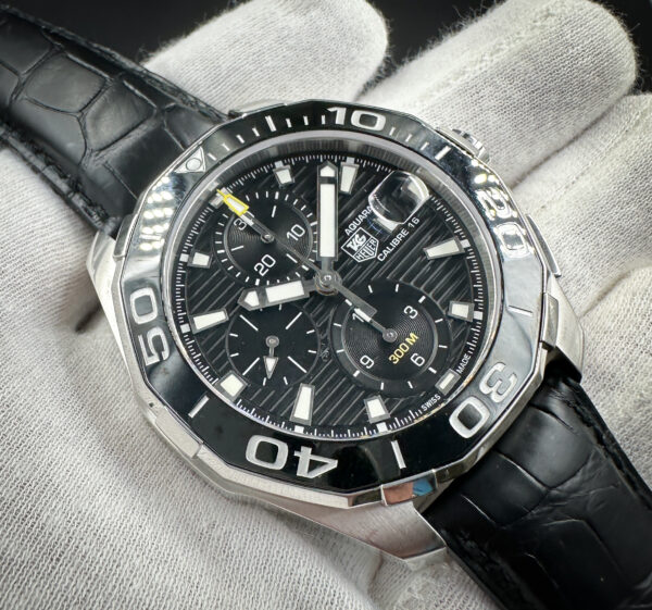 Tag Heuer Aquaracer Chronograph CAY211A - Image 2