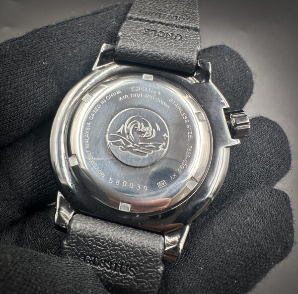 Seiko 7S26-03G0 Black Night Monster - Image 8