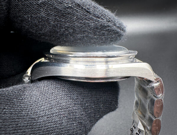 Omega Speedmaster Reduced 3310.20 - Image 7