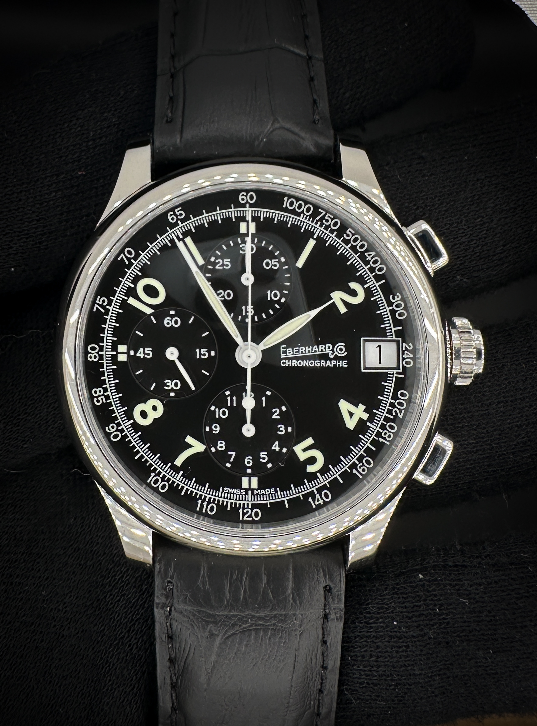 New Eberhard and Co. Traversetolo Chronograph 31051 in a 43mm stainless steel case, featuring the ETA A07.211 automatic movement. This Eberhard includes the watch, outer box, and inner travel case.