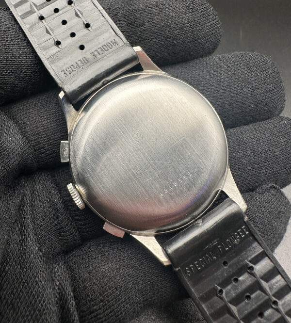 1940's DOXA Two-Register Chronograph - Image 7