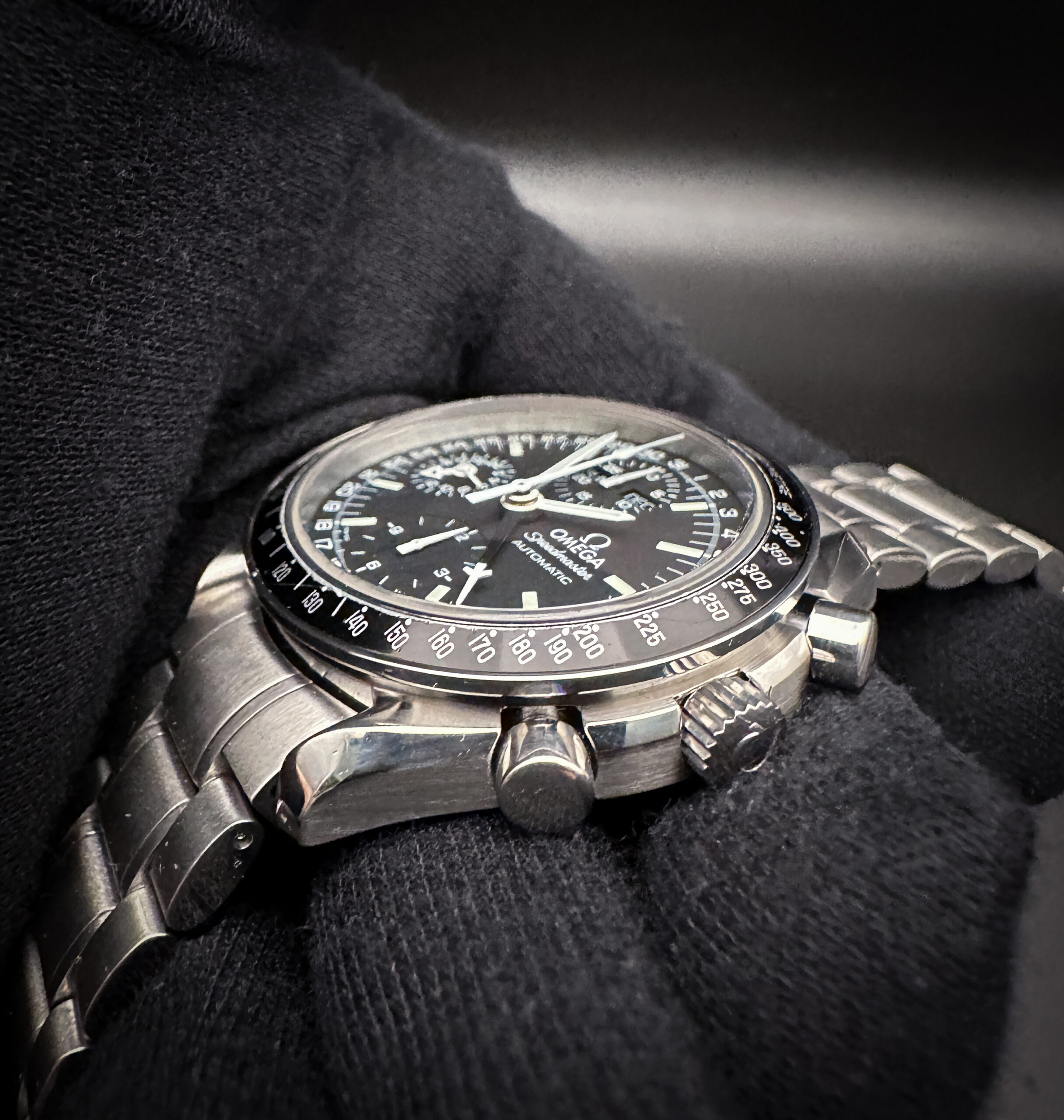 Omega Speedmaster 3250.50 Day-Day Triple Calendar - Image 5