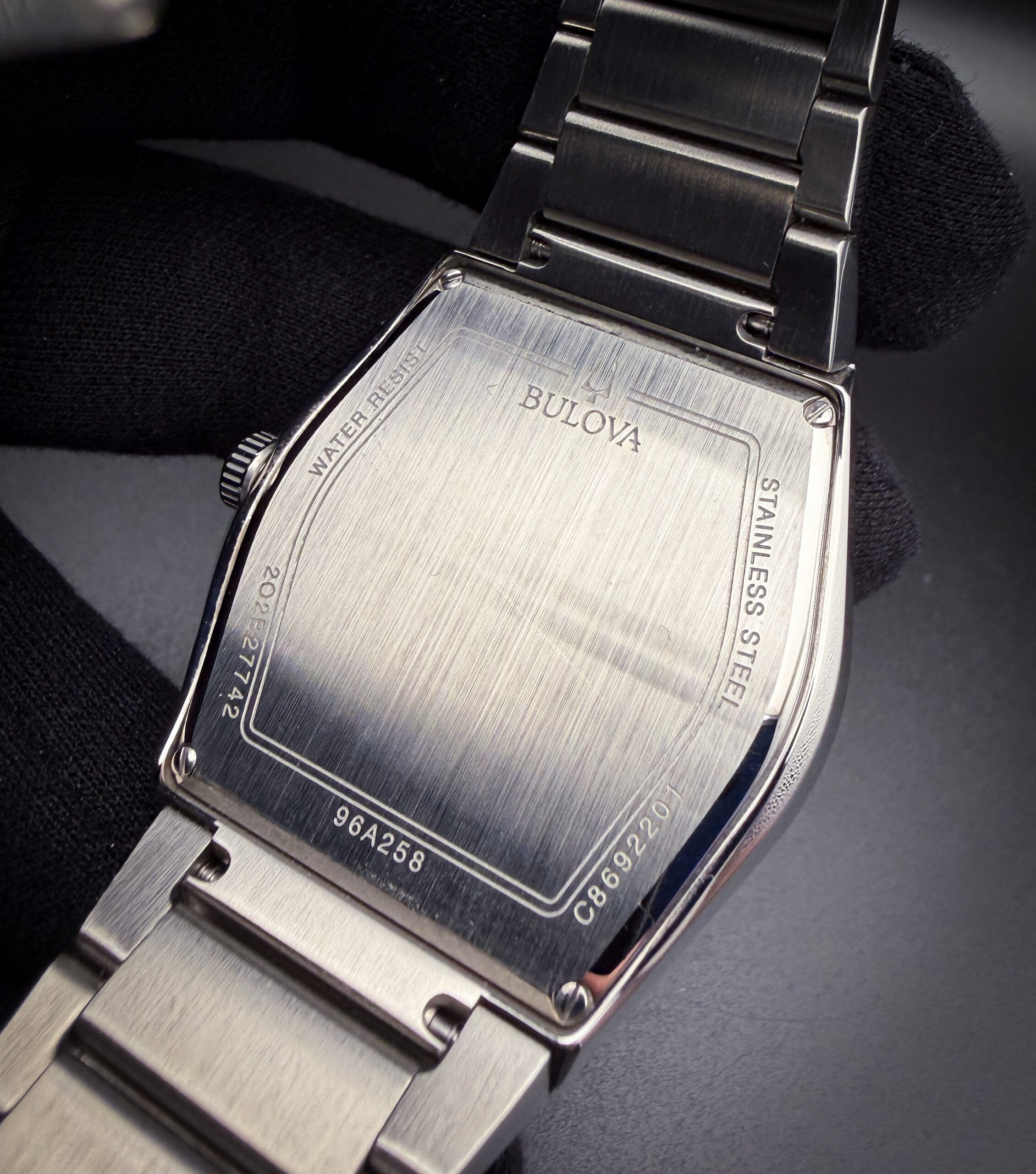 Bulova Gemini Futuro 96A258 - Image 9
