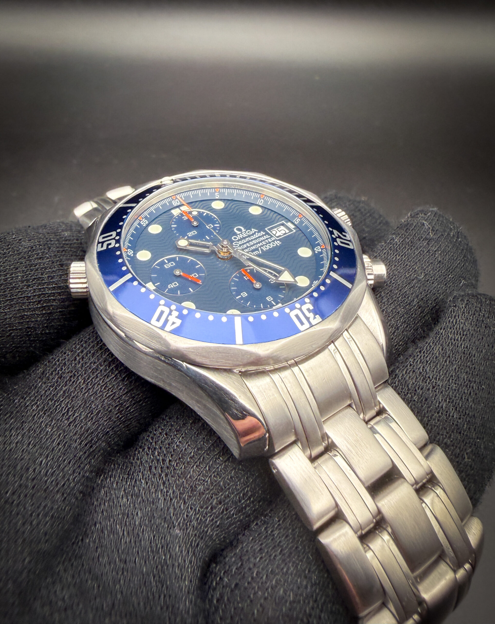 Omega Seamaster 300 Chronograph 2599.80 - Image 3