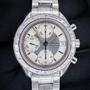 Offered here is a clean and well-presenting Omega Speedmaster Date 3513.30 in a 39mm stainless steel case, featuring the desirable white and silver dial with applied indices and tri-compax layout. Powered by the Omega caliber 1152 automatic chronograph movement, this model delivers reliable performance and classic Speedmaster styling in a versatile, wearable case. The watch was professionally serviced in March 2026 and is running within excellent specifications: Accuracy Testing: +/- 3 seconds per day / 285 amplitude / 0.0 ms beat error The bracelet is currently sized to approximately a 7.75 inch wrist with six (6) removable links installed.