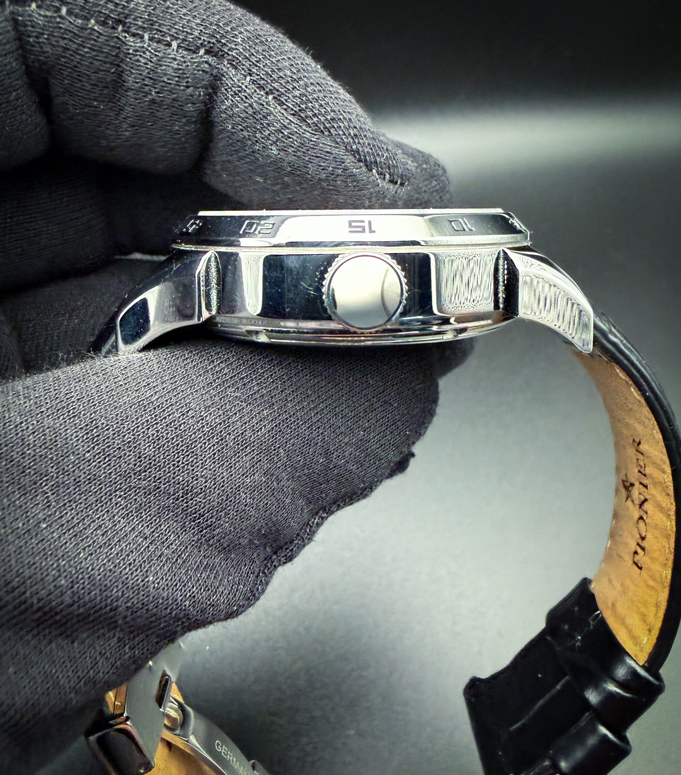 Tufina Pionier CM902 L.E. 52/100 Co-Axial Tourbillon - Image 5