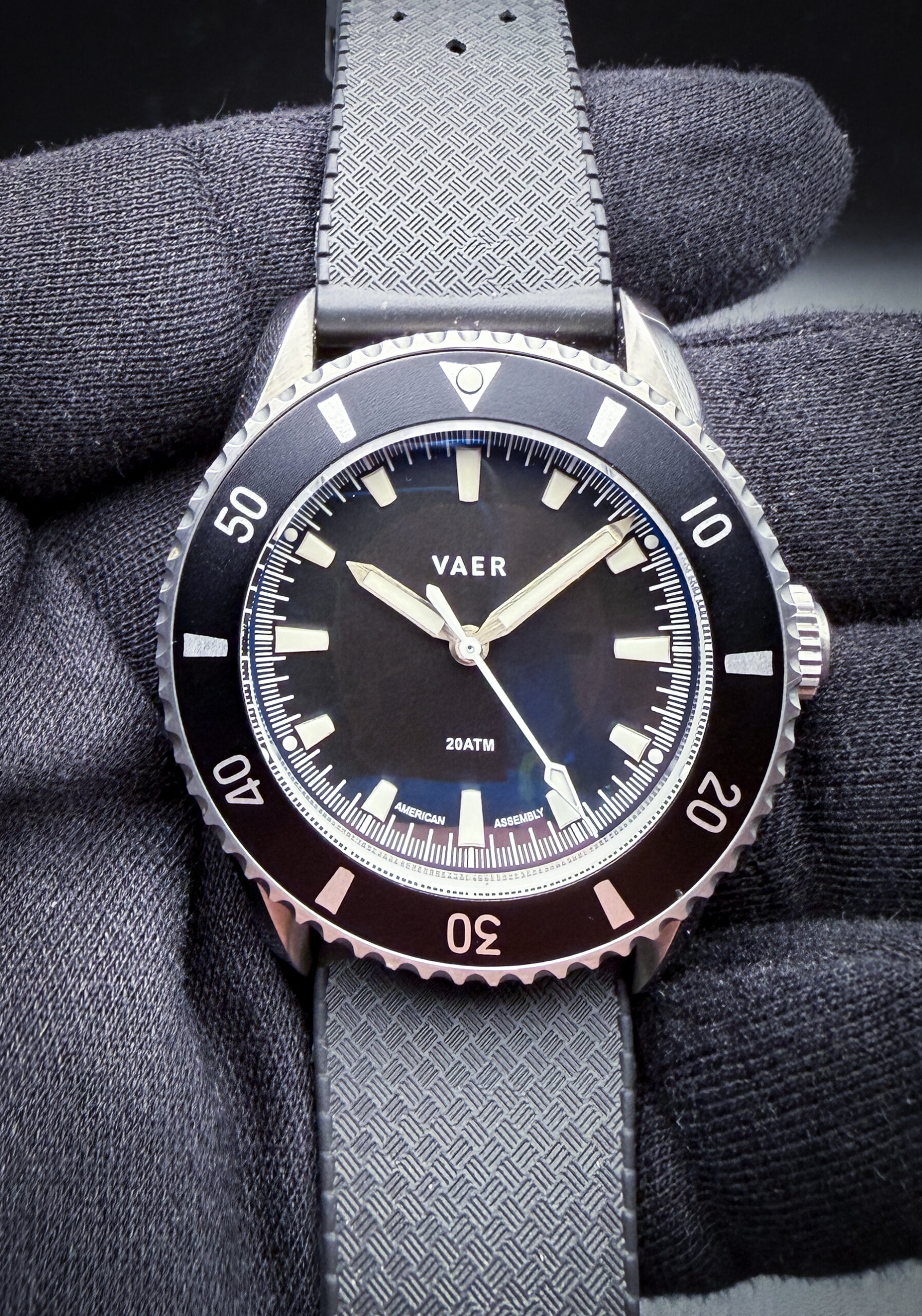 Vaer D4 Solar Meridian Black Diver