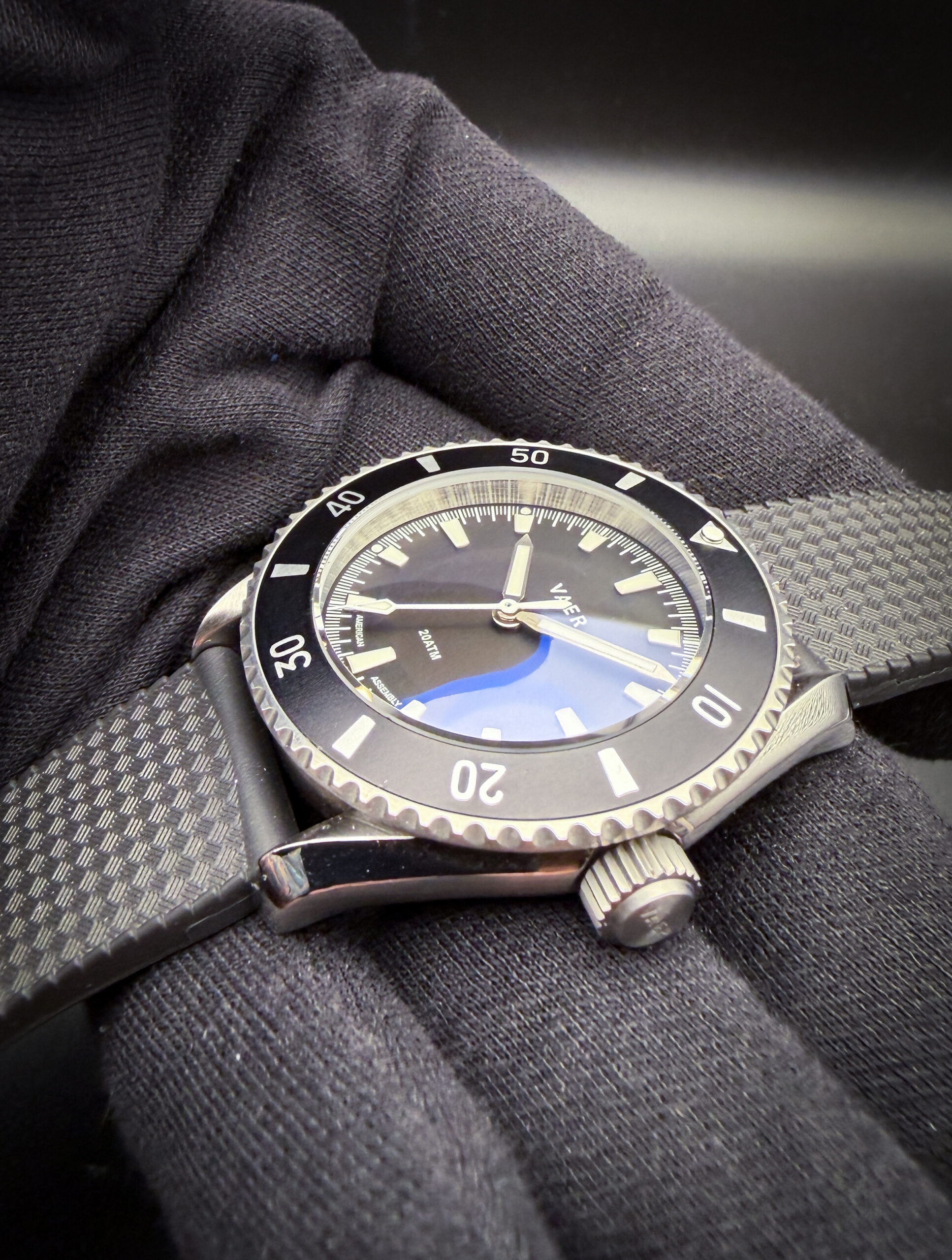 Vaer D4 Solar Meridian Black Diver - Image 3