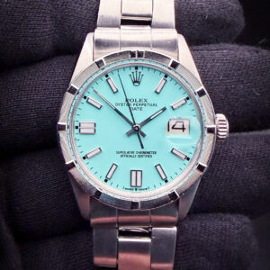 Vintage 1976 Rolex 1500 Oyster Perpetual Date in a 34mm stainless steel case, featuring a custom Tiffany-Blue dial, powered by the Rolex calibre 1570 automatic movement. This Rolex was Serviced in June 2026. Accuracy Testing: +/- 6 SPD / 264 Amplitude / .1ms Beat Error Case Serial Number: 4161XXX
