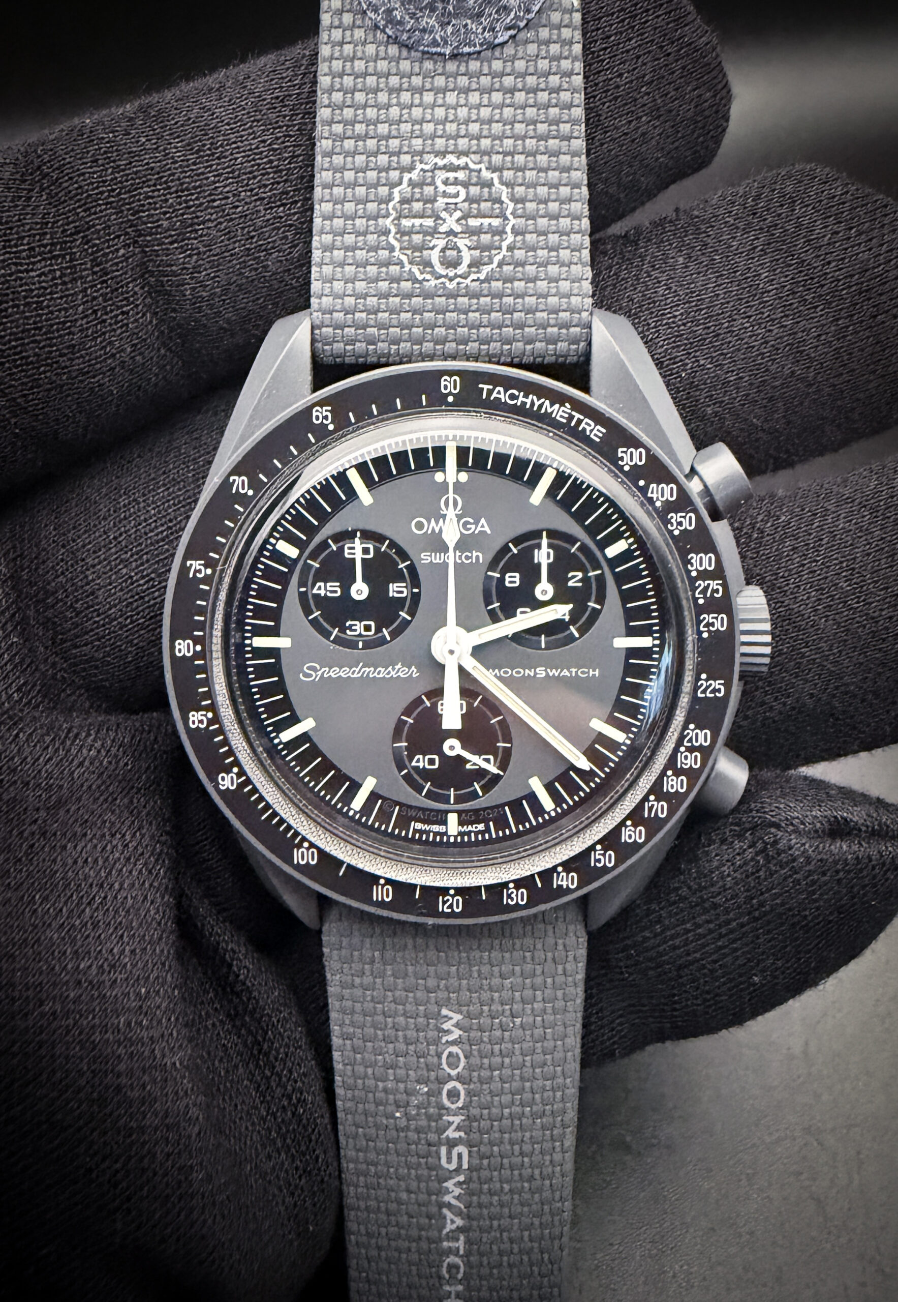 Omega x Swatch MoonSwatch Mission to Mercury S033A100. This MoonSwatch is in excellent pre-owned condition, with no negative scratches or marks. Swatch purchase card dated: JAUG 21 2023.