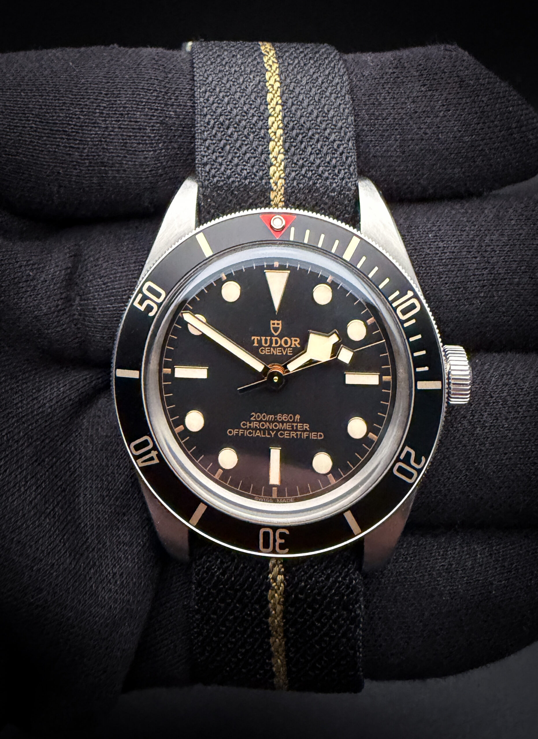 Tudor Black Bay Fifty-Eight M79030N-0003 in a 39mm stainless steel case, powered by the MT5400-U automatic movement. This Tudor has been tested in excellent working order and is ready to wear. Includes: Outer Sleeve; Outer Box; Inner Case; User Manual; Guarantee Booklet; Serial-Number Matching Hang Tag; Jomashop Warranty Card (Warranty until 2027-11-28.