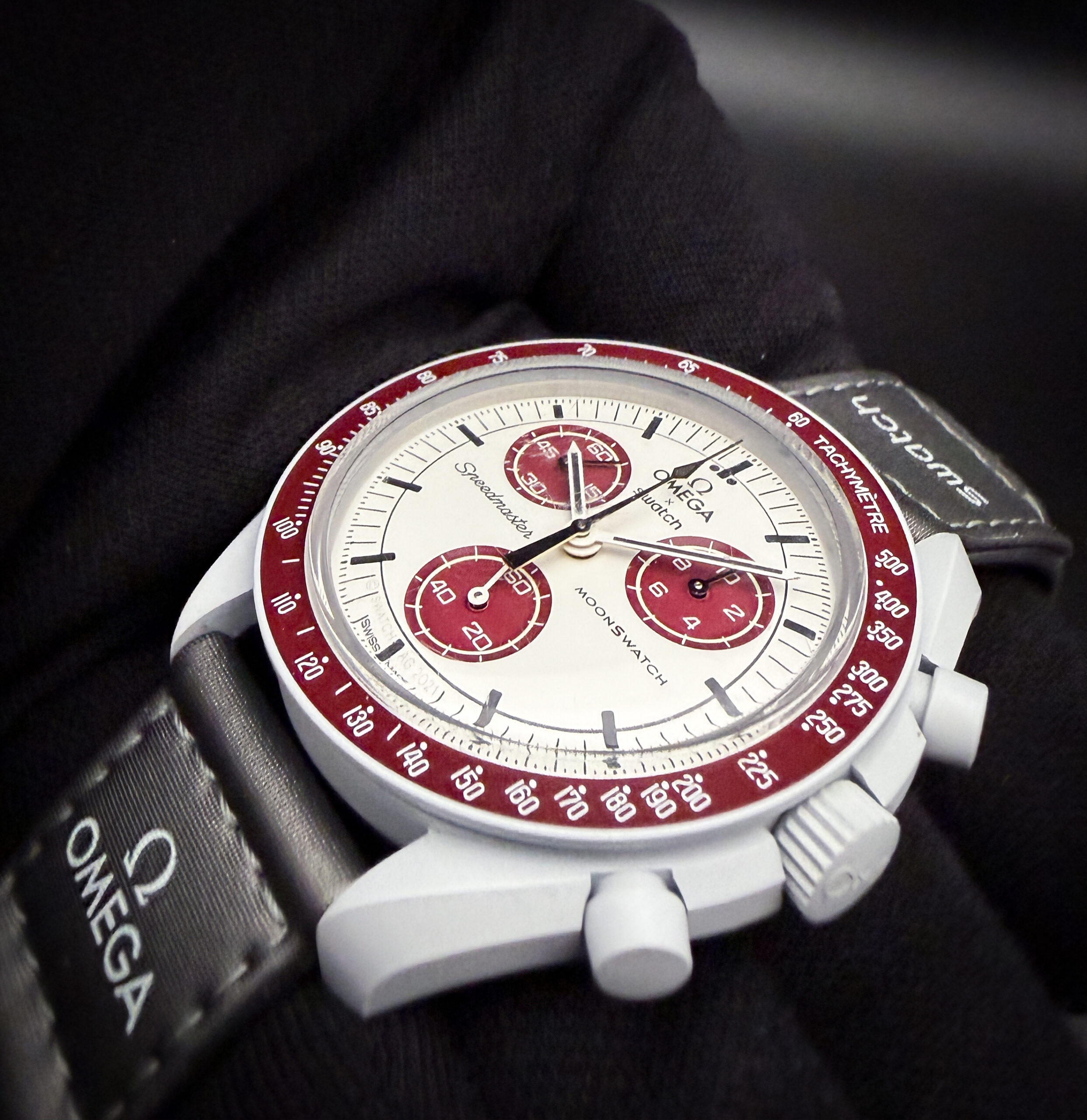 Omega MoonSwatch Mission to Pluto S033M101 - Image 4