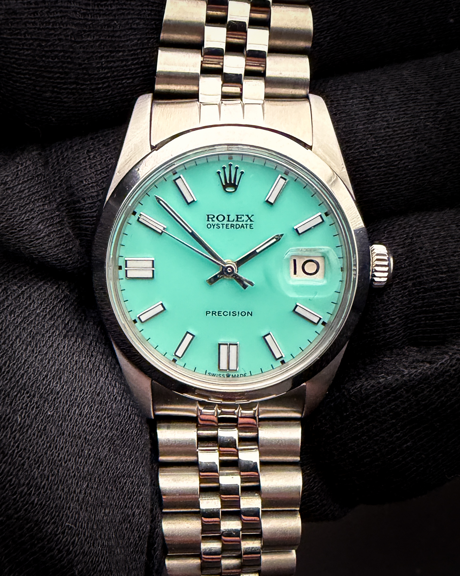 Vintage 1967 Rolex Oyster Date Precision 6694, in a 34mm stainless steel case, featuring a custom teal-blue dial, powered by the Rolex hand-wound 1225 movement. This Rolex has been tested in excellent working order and is ready for daily wear. Accuracy Testing: +6 SPD / 262 Amplitude / .1ms Beat Error Case Serial Number: 1530XXX