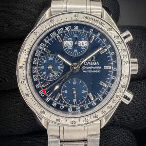 Vintage 1998 Omega Speedmaster Day-Date Triple Calendar 3523.80.00 in a 39mm stainless steel case, featuring the Omega caliber 1151 automatic movement. This Speedmater has been tested in good working order, with all functions operating as designed. Includes Omega Service Case and TLC Warranty/Authentication card. Accuracy Testing: +3 SPD / 287 Amp / 0.0ms Beat Error Caseback Serial Number: 59005270
