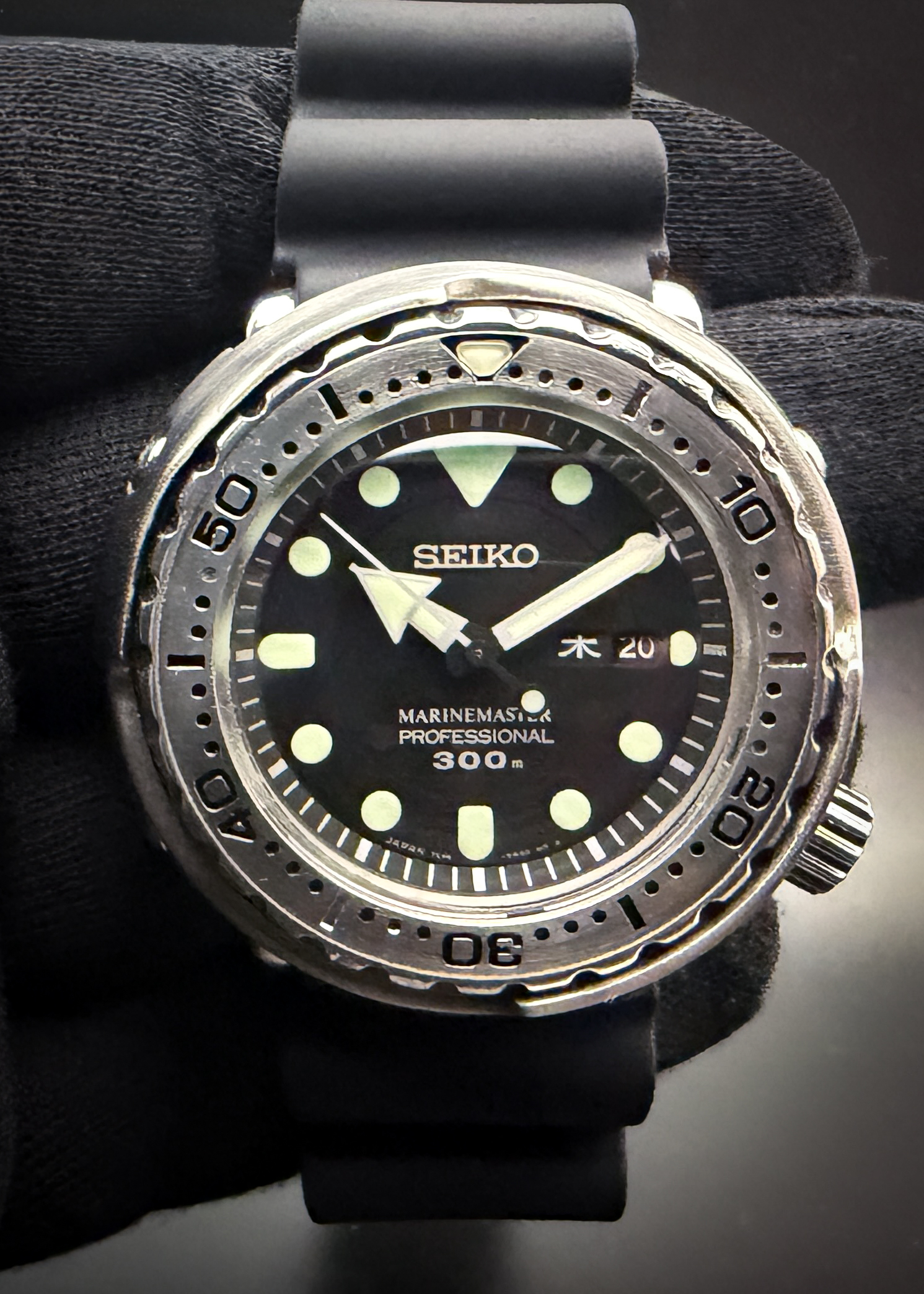 2019 Seiko Marine Master Professional "Tuna" 7C46-0AG0 in a 47mm case, featuring a JDM and English date-dial. This watch has been fully tested in good working order with a new battery installed (Sep 2026). Caseback Serial Number: 990044 (September 2019)