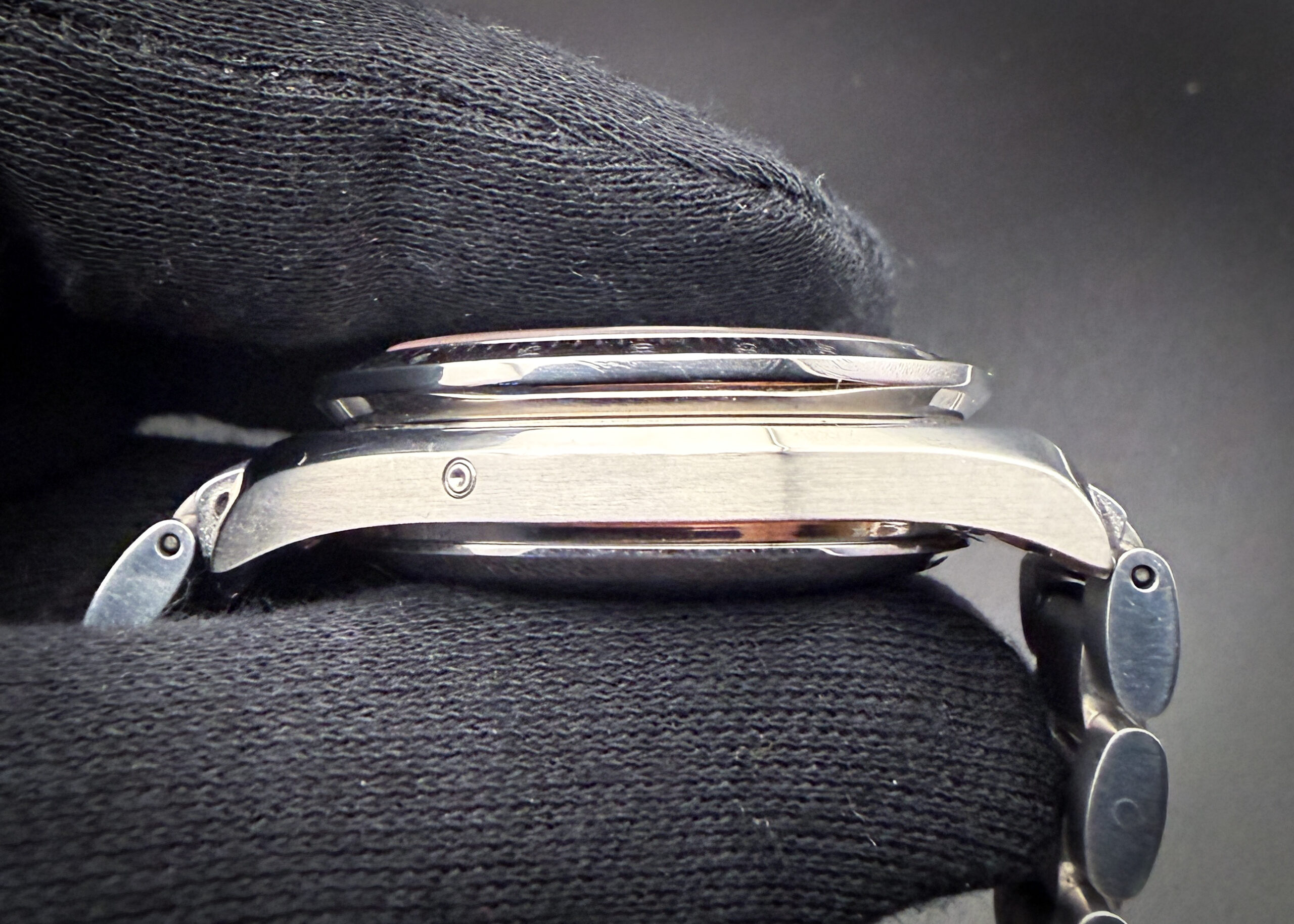 1998 Omega Speedmaster Day-Date 3523.80 - Image 6