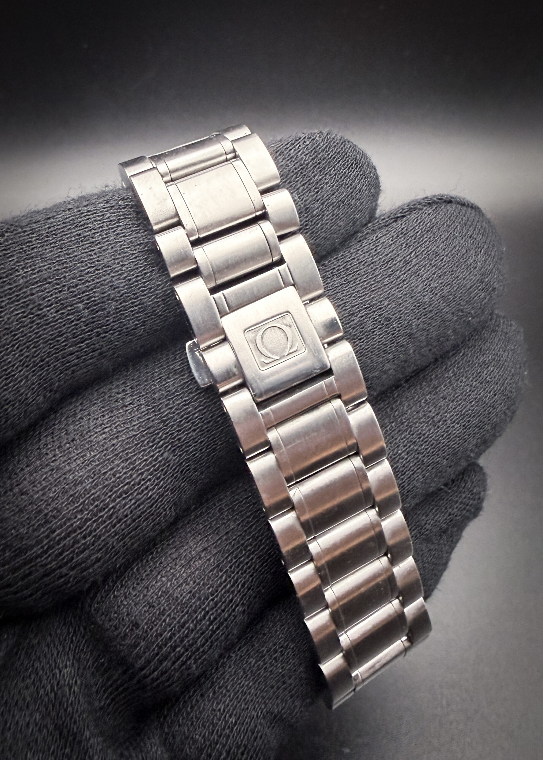 1998 Omega Speedmaster Day-Date 3523.80 - Image 7
