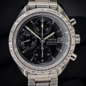 c. 1998 Omega Speedmaster Date 3513.50.00 in a 39mm stainless steel case, featuring the Omega calibre 1152 automatic movement. This Omega has been tested in excellent working order and is ready for wear or to add to a collection. Includes: outer box; inner case, instruction booklet; leatherette wallet;  and warranty card. Accuracy Testing: +1 SPD / 276 Amplitude / .3ms Beat Error Case Serial Number:57626XXX
