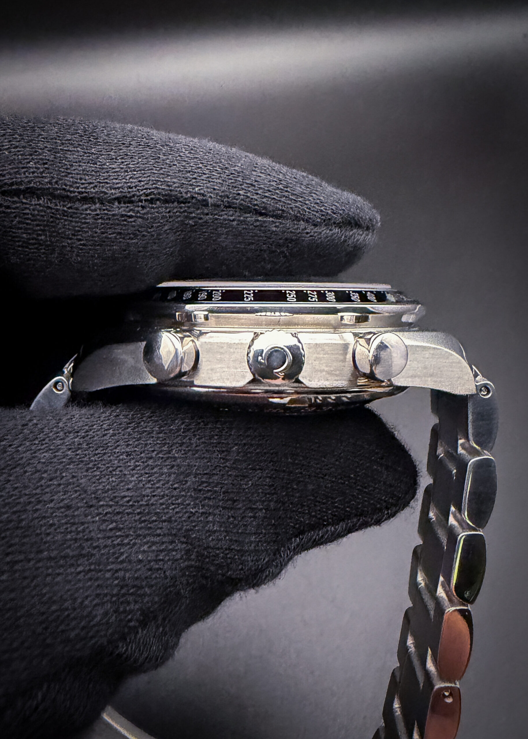 Omega Speedmaster 40 Day-Date 3220.50 - Image 6