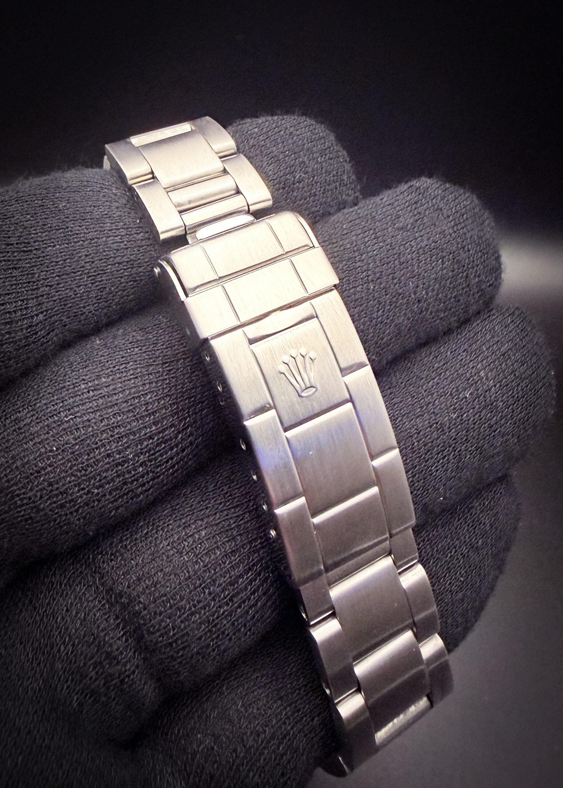 1994 Rolex Submariner Date 16610 - Image 9