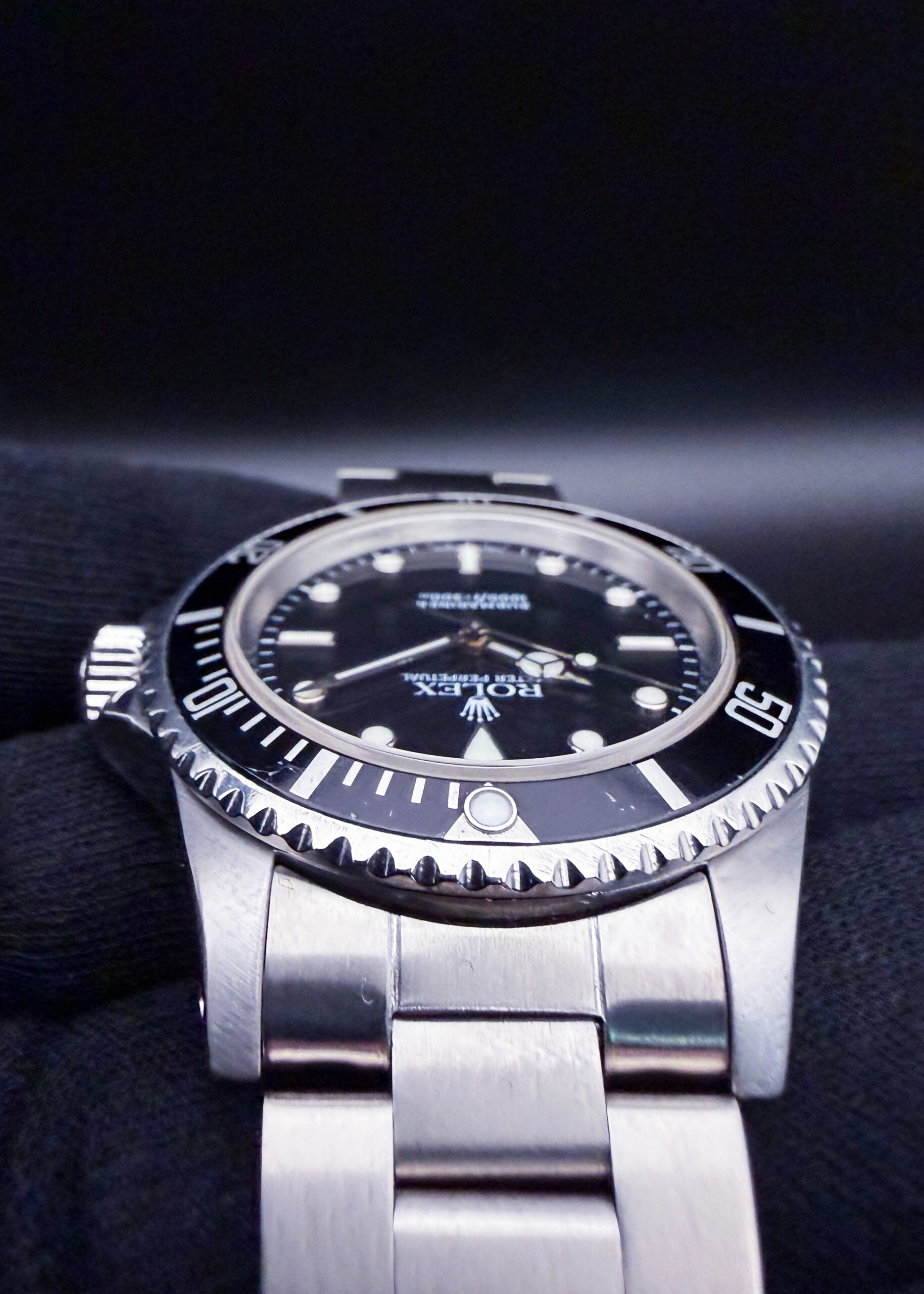 1999 Rolex Submariner 14060 - Image 4